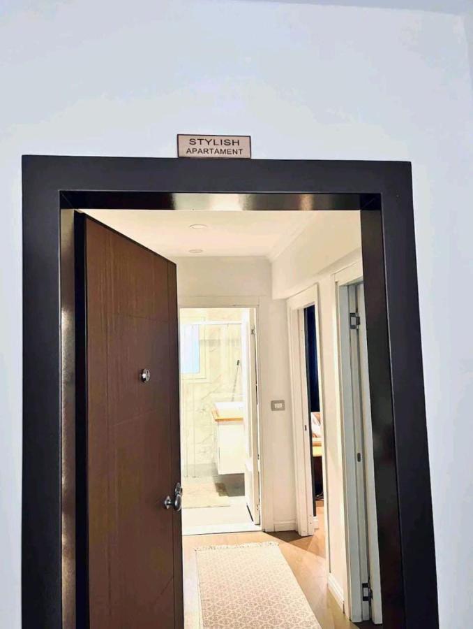Cozy & Stylish Apartment Tirana Esterno foto