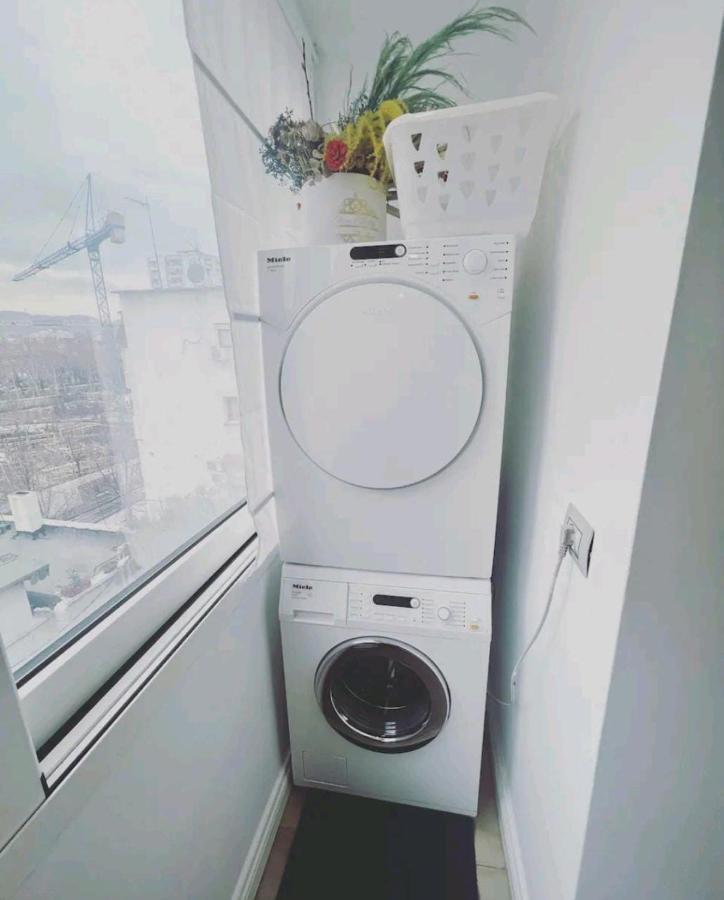 Cozy & Stylish Apartment Tirana Esterno foto